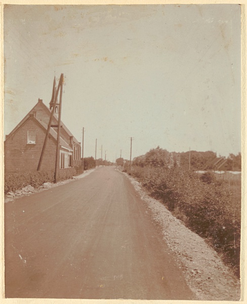 De verbeterde provinciale weg in Rockanje, 1930