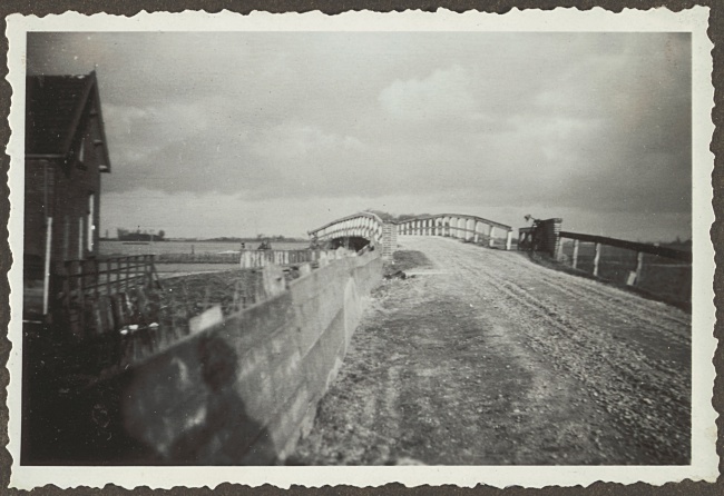 Brug over de Dwarswetering bij Leiderdorp, 1931
