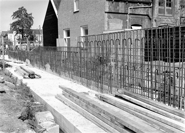 Steunpuntswanden viaduct Sint Sebastiaansbrug in Delft, 1962