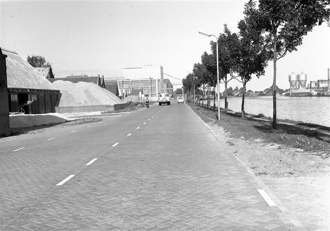 Hoogewaard, Tertiaire weg T7. Deze weg was onderdeel van het Tertiair Wegenplan in de provincie Zuid-Holland.