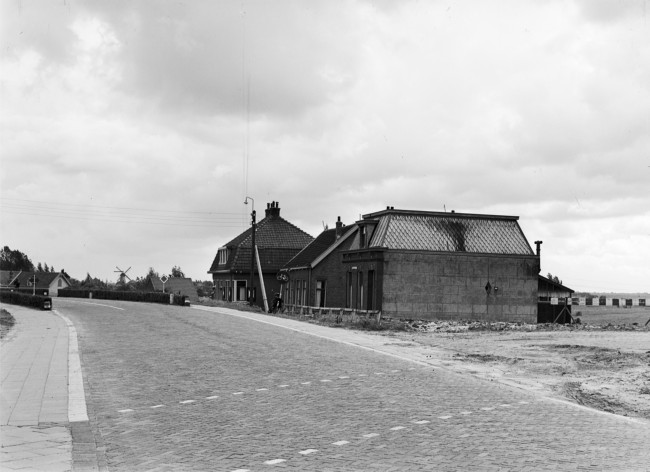 Het begin van de N228 richting Haastrecht, 1953