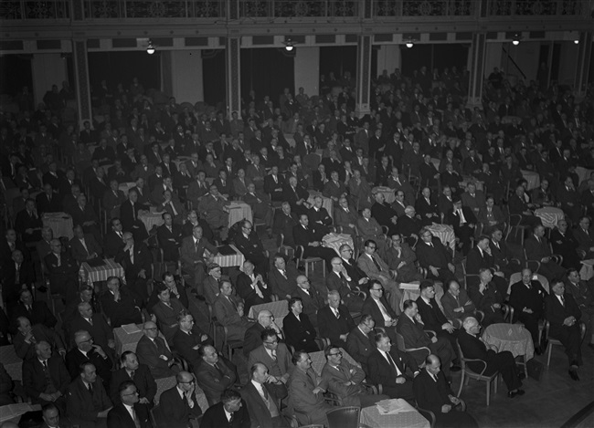 Interprovinciale Deltadag in het Scheveningse Kurhaus, 1956