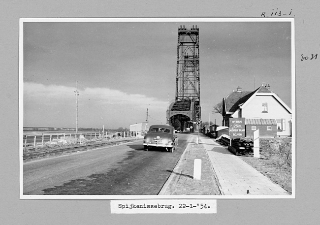 Spijkenisserbrug over de Oude Maas, 1954
