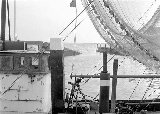 Vissersboot in de haven