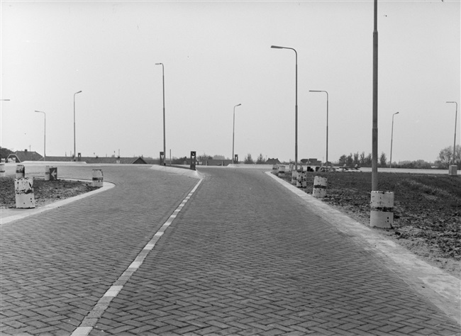 Kruising in de provinciale weg nr. 29, Lekdijk