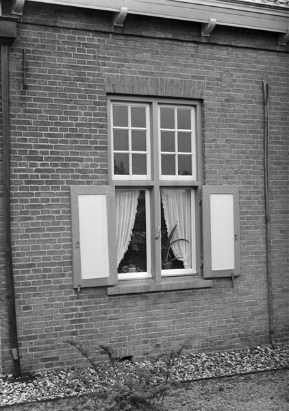 Gevel van een woning aan de Kilweg in 's-Gravendeel, 1956