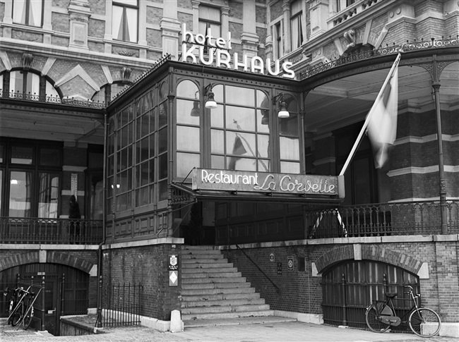 Hotel Kurhaus waar Provinciale Staten vergaderen, 1950