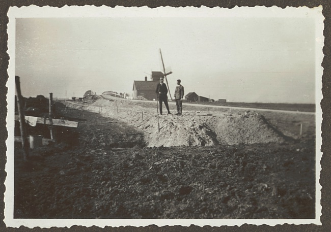 Wegverbetering bij Dwarswetering bij Leiderdorp, 1931