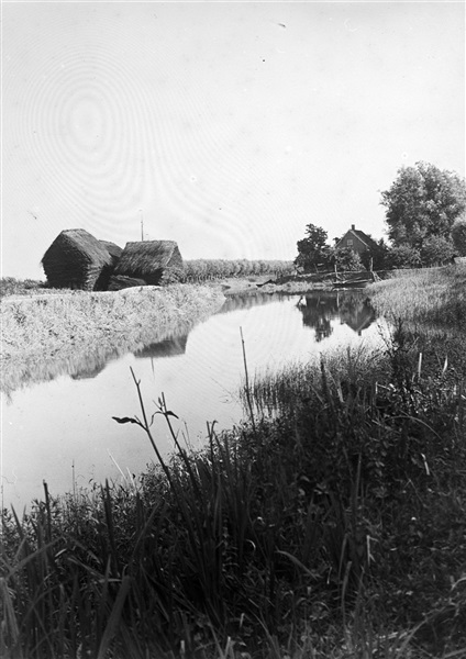 Landschap met de Oude Maas bij Hoogvliet, 1946