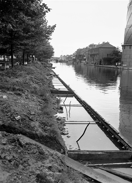 Oeververnieuwing Rijn-Schiekanaal, bij de bouw van de eerste St. Sebastiaansbrug.