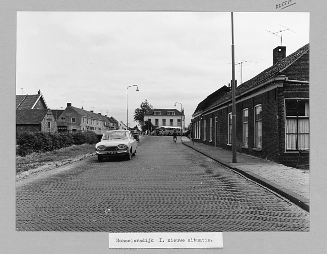 Hofstraat in Honselersdijk, 1960